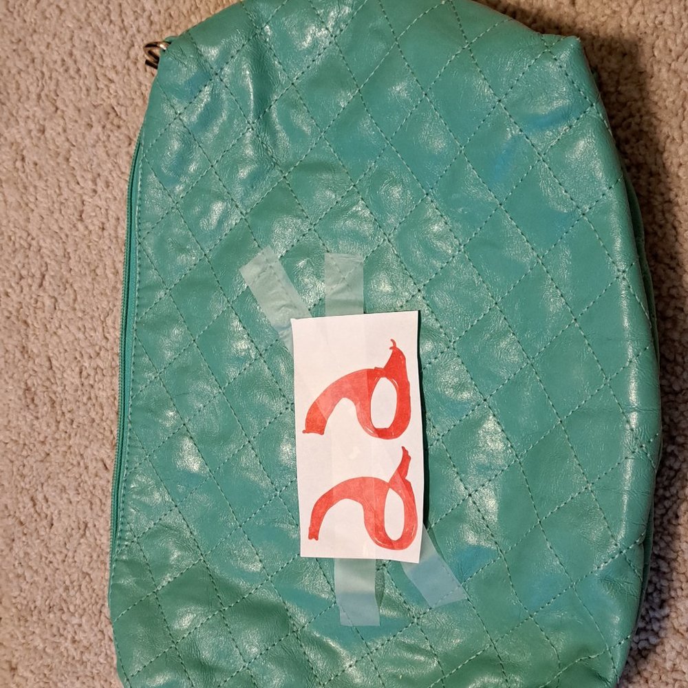 MAKE-UP BAG